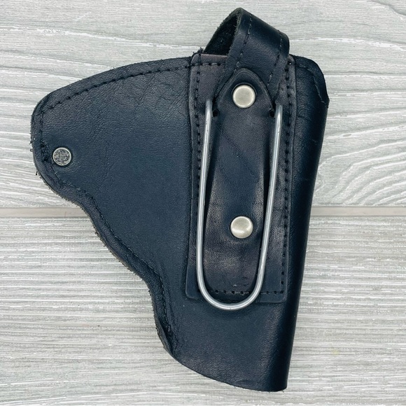 Bullseye leather holster with clip tactical belt accessory snap quick release - Picture 3 of 4